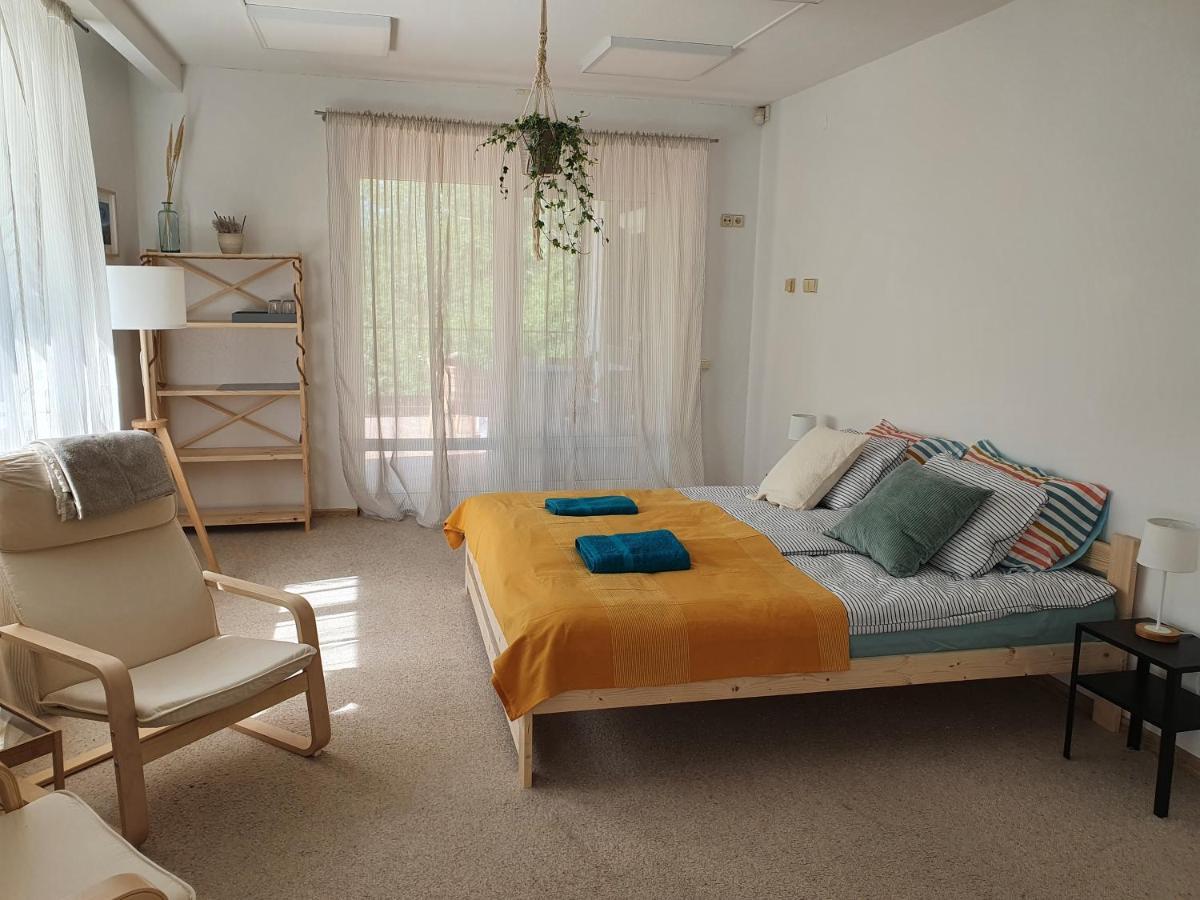קלייפדה Surf Inn מראה חיצוני תמונה